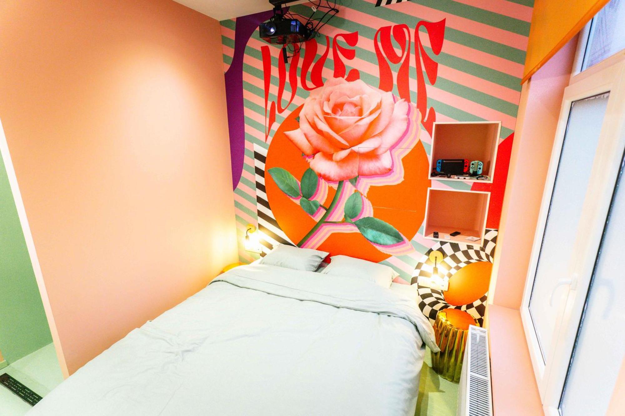 Capsule Flower - Balneo - Cinema - Billard - Nintendo Switch - Mons Centre Exteriör bild