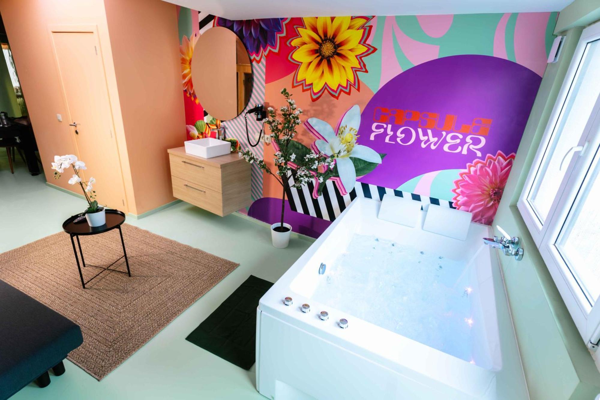 Capsule Flower - Balneo - Cinema - Billard - Nintendo Switch - Mons Centre Exteriör bild